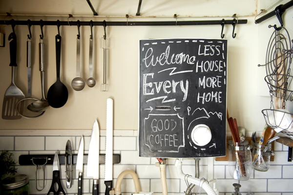 築40年のキッチンが見違える！  賃貸DIYのテクニック　EHAMIさん家のインテリア 02