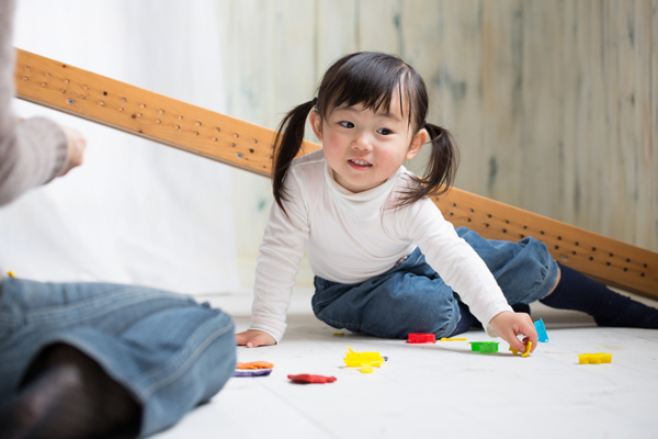 「引っ越しの理由」子どもにどう話す？　引っ越し時の子どもの心のケア