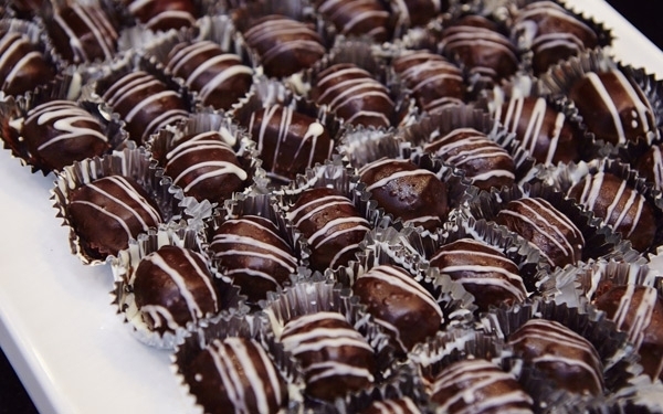 女の子ママがおちいる友チョコ地獄！　金銭面、衛生面、いじめの原因にも?!【パパママの本音調査】  Vol.68