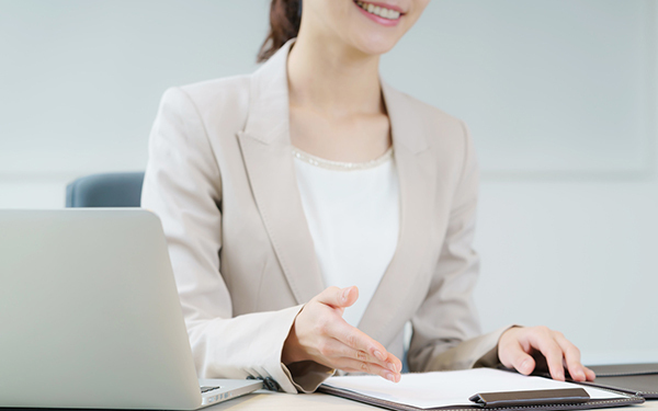 男の子の女性を見る目が養われる!?　外見だけでない「きれいなママ」