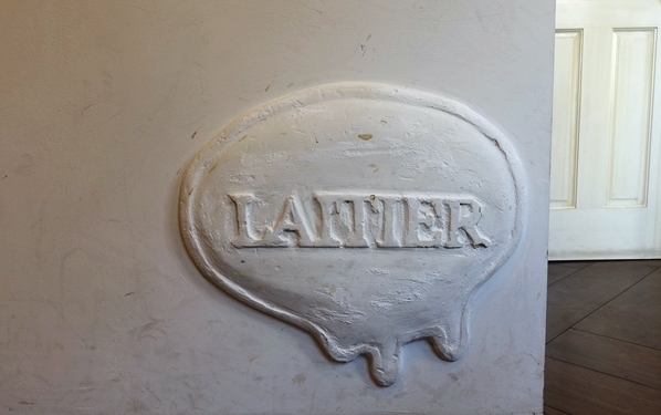 カリッとピスタチオ、山盛りの「紅ほっぺ」いちご！　フレンチ出身夫婦のソフトクリーム店 #千駄ヶ谷 #レティエ #おしゃれカフェ Vol.34