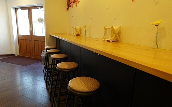 カリッとピスタチオ、山盛りの「紅ほっぺ」いちご！　フレンチ出身夫婦のソフトクリーム店 #千駄ヶ谷 #レティエ #おしゃれカフェ Vol.34