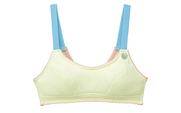 うちの子にブラなんて…戸惑うママに知ってほしい、成長ステップ別「正しいブラの選び方」