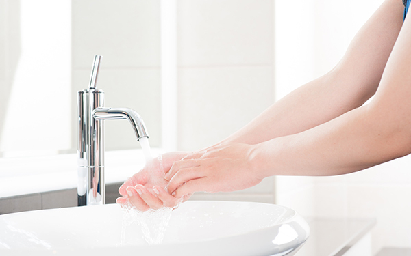 美容ライター大反省。手荒れ・唇荒れを加速させていたのは自分だった