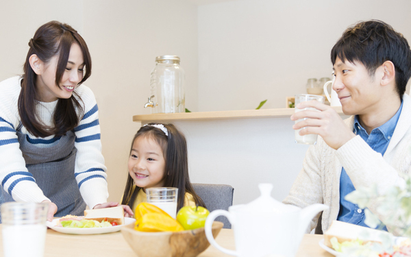 小学生になったら楽になる!?　勉強、友人問題をママひとりでは大変かも