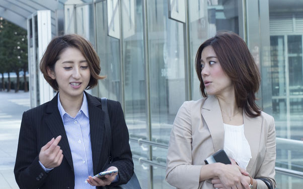 ママ友の嫉妬を招く思わぬ一言。トラブルエピソードまとめ