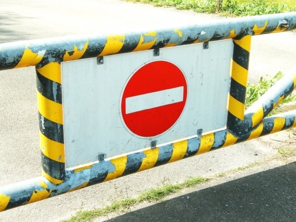 映画やドラマでの規制！　喫煙シーンよりも親が規制してほしいのは○○○だった？【パパママの本音調査】  Vol.83