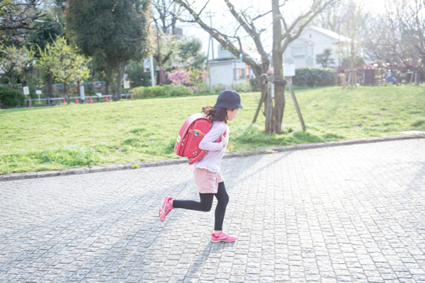【子どもを危険から守るために、今日から子どもに教えておきたい護身テクニック 第2回】腕をつかまれた時の対処法