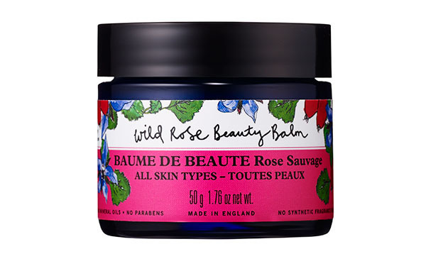 陣内勇人さん【無人島に、何持っていく？ プロが選ぶ  “必要最低限コスメ” Vol.10】