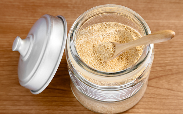 ボディスクラブを手作りする方法！ ココナッツオイルやヨーグルトで簡単に