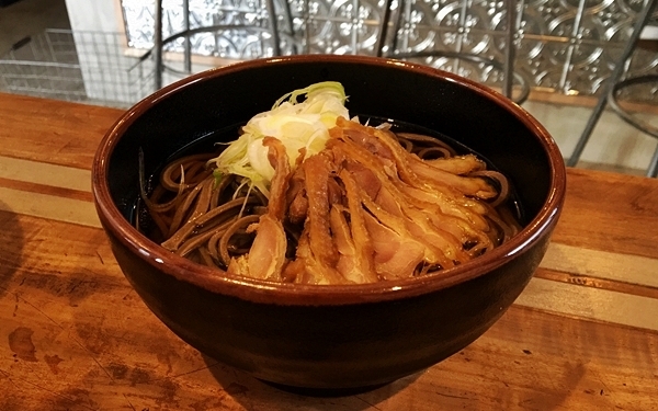 由比ガ浜で “暮らすように遊ぶ”　山形の郷土料理にほっとするリノベカフェ　#鎌倉 #＋SOBA BAR ふくや #おしゃれカフェ Vol.36