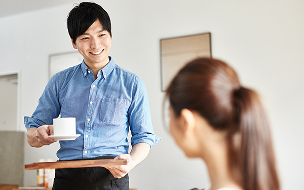 “おれってイクメン”夫の甘い自己評価に妻は？　「子育て評価」発表！