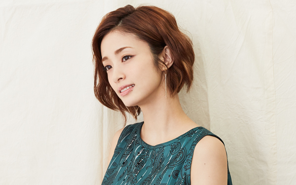 上戸彩「昼顔」主演、家族が背中をおした作品「働く先輩ママ達に頭が上がらない」