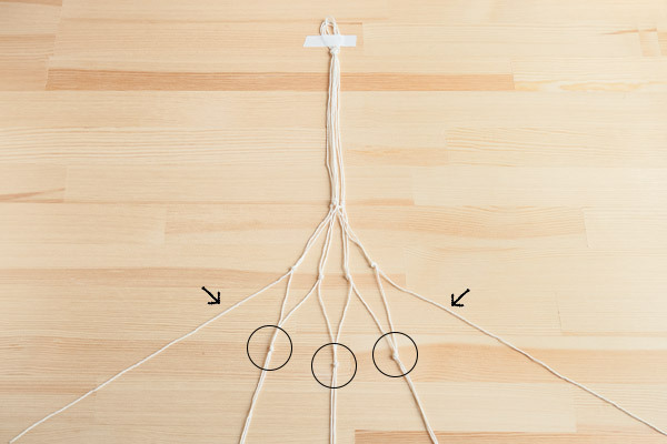 ベビーがいても安心して飾れる！　壁掛けグリーンポット【おうちで季節イベント お手軽アートレシピ Vol.14】