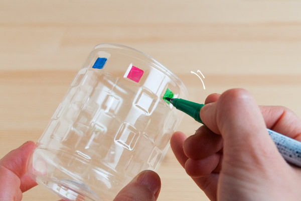 ベビーがいても安心して飾れる！　壁掛けグリーンポット【おうちで季節イベント お手軽アートレシピ Vol.14】