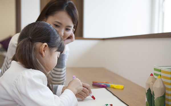 子どものストレート愛情表現に胸キュン！　ママが泣いちゃう感激プレゼント