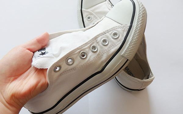 コインラインドリーでスニーカーを洗ってみた！　靴用ランドリーの実力は？