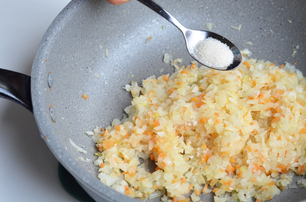 ハンバーグの作り置きを上手に冷凍保存＆解凍するコツは？（33歳 一児のママ）【お料理あるある相談室  Vol.1】 