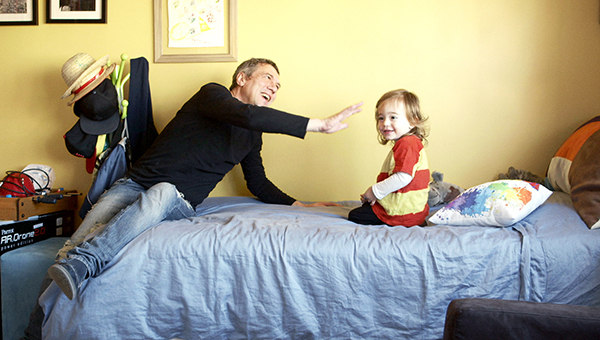 なぜ赤ちゃんはスプーンを落とすのか？　赤ちゃんの驚きの学び能力とは　「いのちのはじまり」【前編】