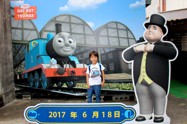 憧れの「トーマス号」に親子で乗ってみた！　チケット購入のコツと大興奮の乗車レポ