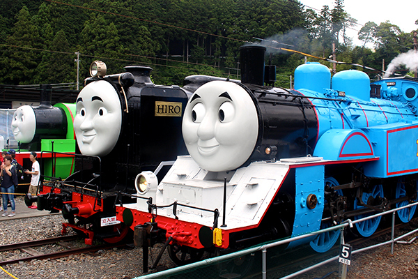 「トーマス号」に乗るならここもオススメ！　ヒロやパーシーに会えるフェア＆美肌の湯で旅を満喫