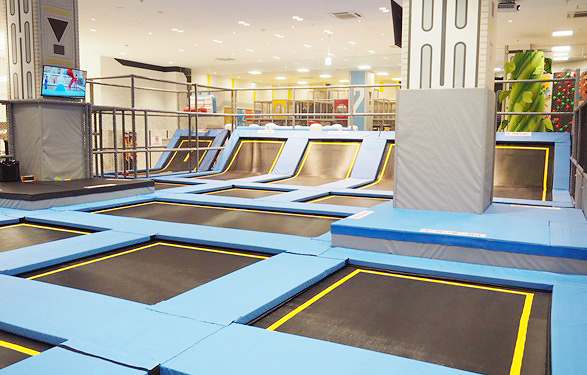 「トンデミ」スペースアスレチックで大人も子供も思いっきり遊ぼう！