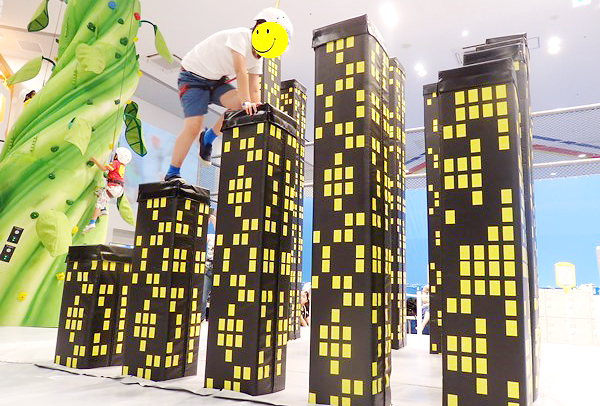 「トンデミ」スペースアスレチックで大人も子供も思いっきり遊ぼう！