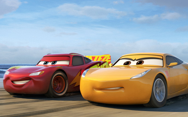 松岡茉優、女優業の背中を押したのは母の言葉　映画『カーズ／クロスロード』Vol.1