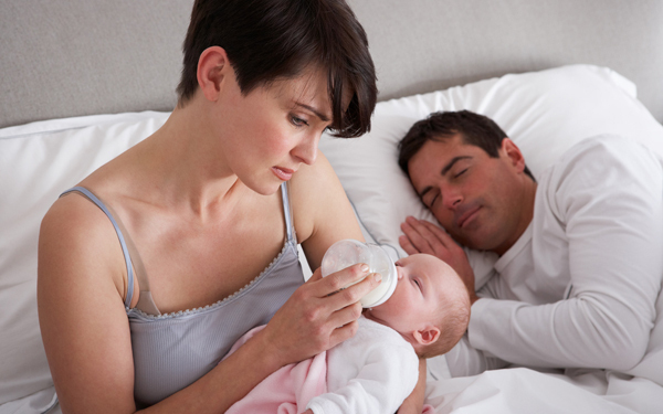 産後に「夫婦の危機を感じた」43％　乗り切る秘訣は？