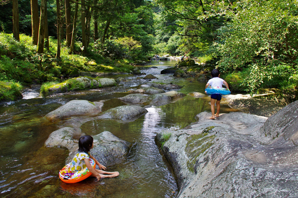 海やプールの中でも熱中症に？！　覚えておきたいアウトドアでのリスク