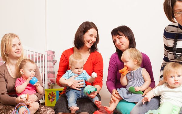 友だち何人できるかな⁉　ママだってツライ、保育園のママ友事情