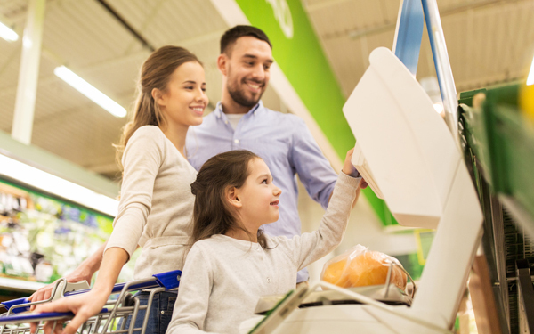 もう買い物中のおねだりに困らない！　我が家のお菓子の買い方ルールはコレ【パパママの本音調査】  Vol.136