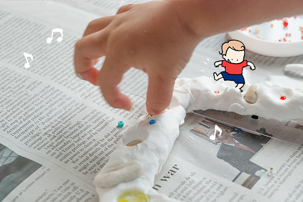 夏の思い出を残そう！　2ステップでできる貝がらフォトフレーム【おうちで季節イベント お手軽アートレシピ Vol.20】