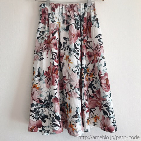 しまむらで“着やせ＆高見え”！　ママ友ウケも上々のスカートコーデ術【しまりんごの毎日しまむらコーデ～アメブロトップブロガー～ Vol.7】