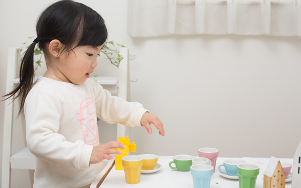 【シリーズ・遊びも丸ごと脳育 Vol.2】脳を育てる遊びのサポートとは