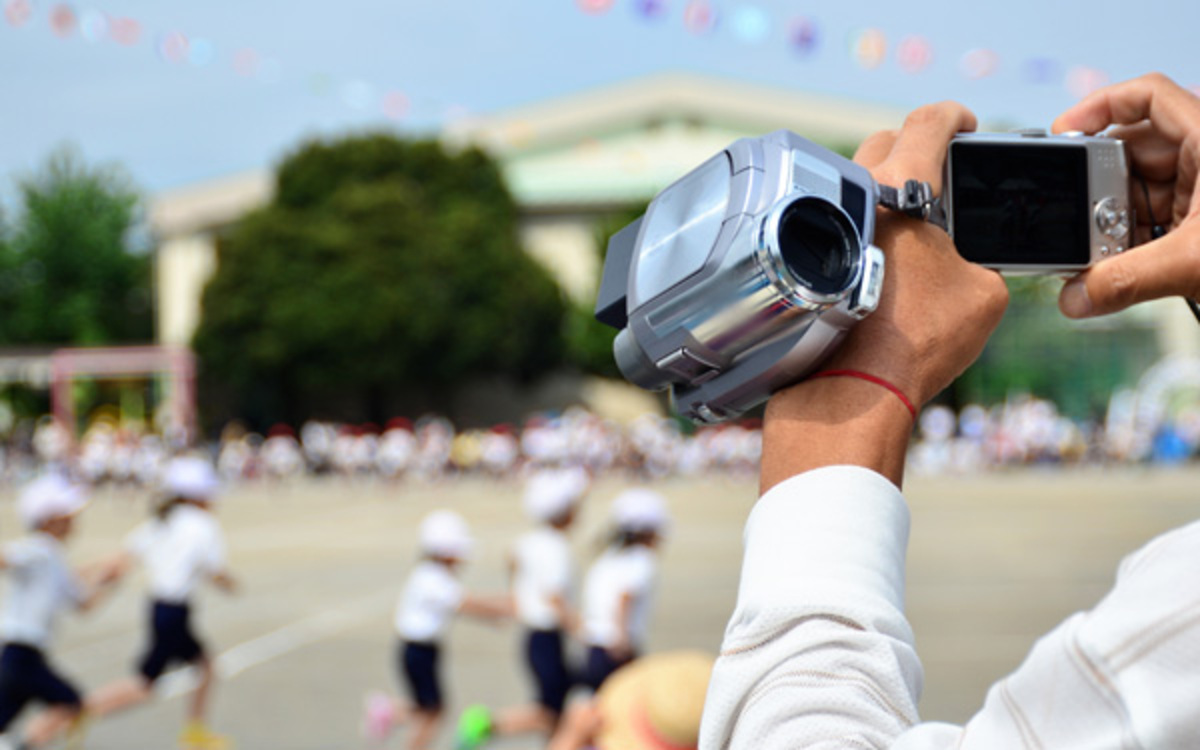 実録 運動会で信じられない行動をする親たち 場所取りを抽選制にすべきなの パパママの本音調査 Vol 157 ウーマンエキサイト 1 2