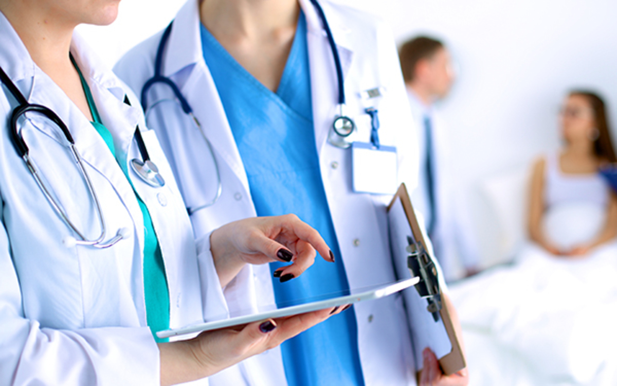 コード ブルー 山p 死なないで 衝撃の最終回 3組の恋愛とその行く末は ウーマンエキサイト 1 2