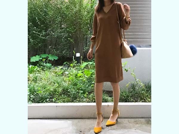 1枚でサマ見え！ シルエット＆カラーで魅せる、ユニ女の「秋ニット」コーデ【ユニクロ大人コーデ～アメブロ30代ファッション1位 Hanaさん ～ Vol.10】