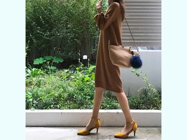 1枚でサマ見え！ シルエット＆カラーで魅せる、ユニ女の「秋ニット」コーデ【ユニクロ大人コーデ～アメブロ30代ファッション1位 Hanaさん ～ Vol.10】