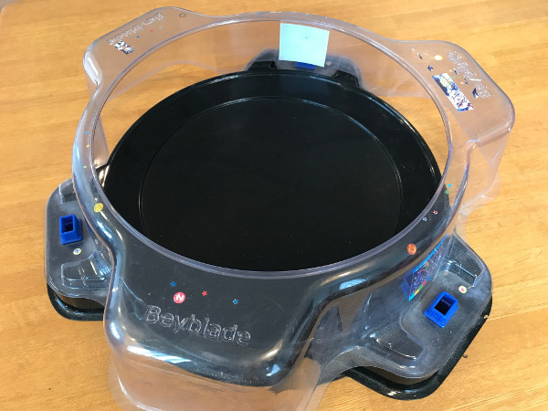 ベイブレードの大会に大人が熱くなる！