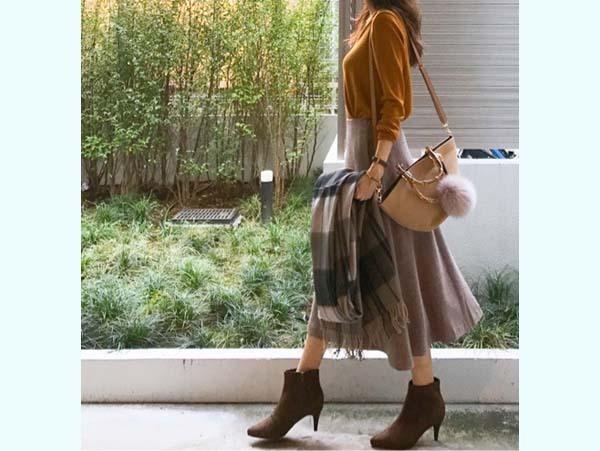 女性らしい細見えシルエット！　ユニ女のぴたふわ秀逸コーデ【ユニクロ大人コーデ～アメブロ30代ファッション1位 Hanaさん ～ Vol.12】