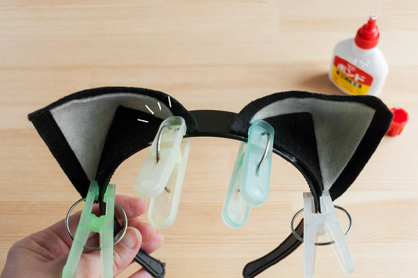 簡単手づくり×あるもので！　ハロウィンの魔女っ子リボンとネコ耳【おうちで季節イベント お手軽アートレシピ Vol.24】