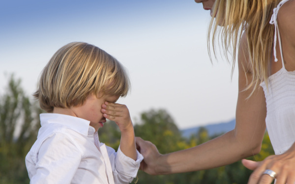 私の子育ての悩み、毒親が原因？　知らず知らずにはまってしまうライト毒親の連鎖
