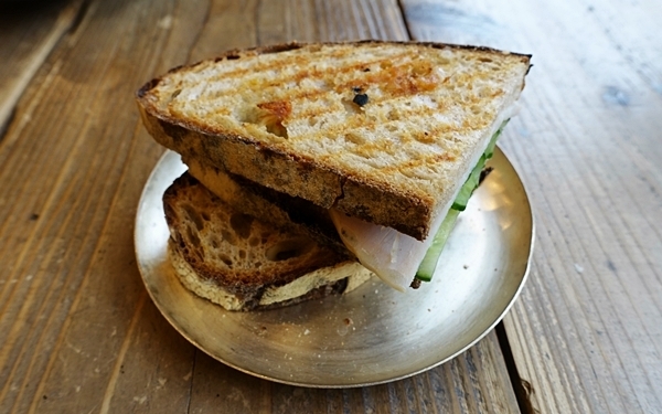 テーマは「イギリスのおばあさん」。完璧な料理と空間美で話題のカフェ #西馬込 #&yacute;ohak #おしゃれカフェ Vol.40