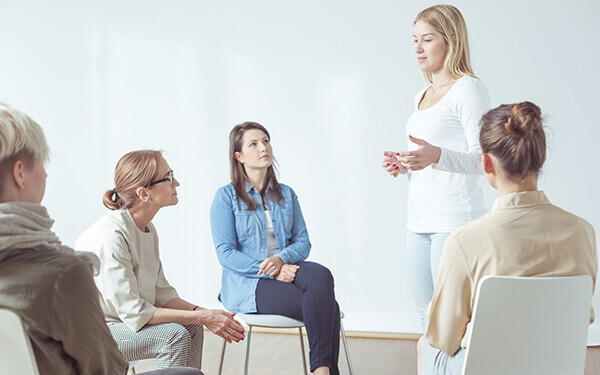 いつまでも人前での発表が苦手 成長しない自分が嫌になります 心屋仁之助 塾 ウーマンエキサイト 1 2