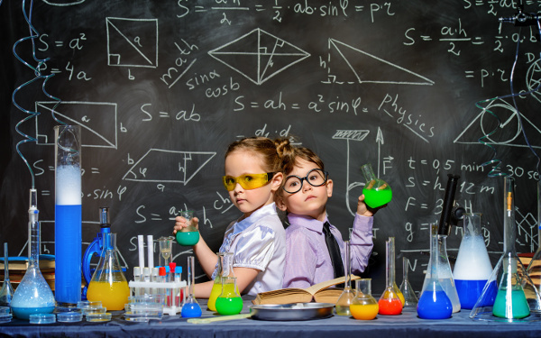 東大・駒場祭からサイエンスアゴラまで、子どもを理系脳に育てる科学体験イベント4選