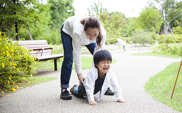 『先に生まれただけの僕』が示す親の説明責任。理不尽な現実は伝えるべきか？