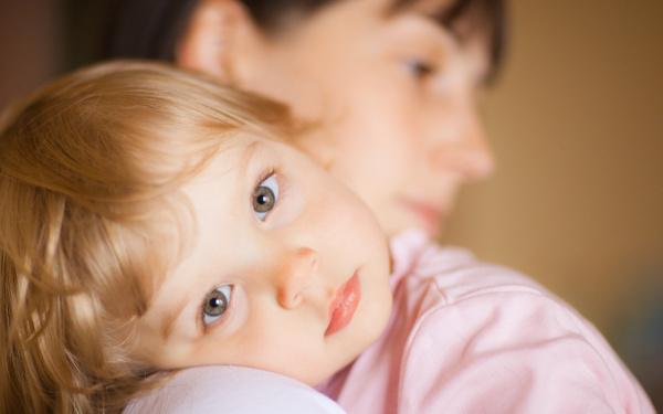 「わが子は全員かわいい」はウソ？　兄弟間でえこひいきしてしまう自分がつらい…