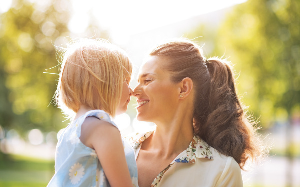 「わが子は全員かわいい」はウソ？　兄弟間でえこひいきしてしまう自分がつらい…