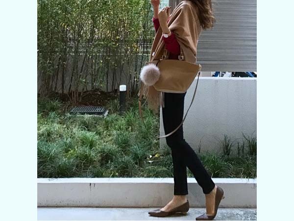 「差し色」アイテムで垢抜ける！ 暗くなりがちな冬のきれいめコーデ術【ユニクロ大人コーデ～アメブロ30代ファッション1位 Hanaさん ～ Vol.14】